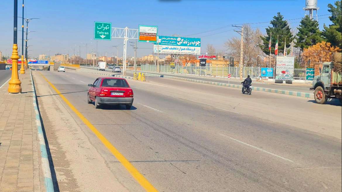 نیشابور ، میدان باغرود ، دید به سمت میدان